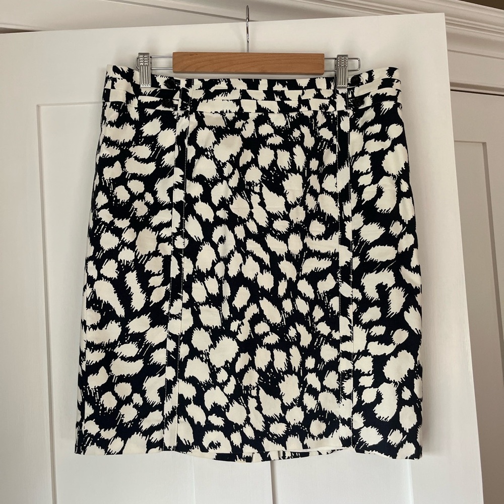 Loft pencil skirt. Size 12.